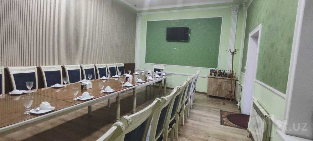 Паркент марказида ишлаб турган 280 кв.м ошхона (тайёр бизнес) сотилади