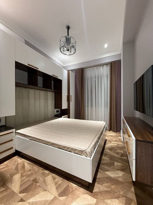 Продается  2/2/8  Ташкент Сити