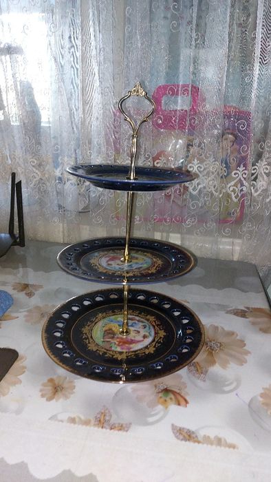 Продается фонтан конфетница Богемия