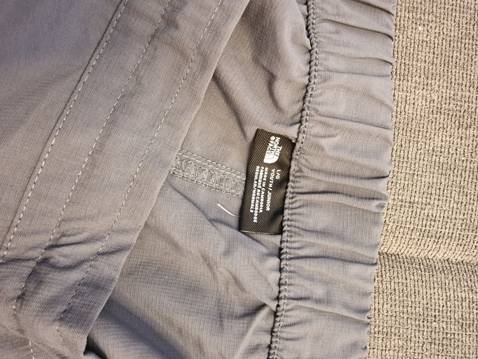 Детско яке Columbia,детски панталон The North Face