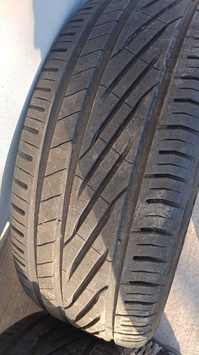 Vand 4 genti cu cauciuguri de vara