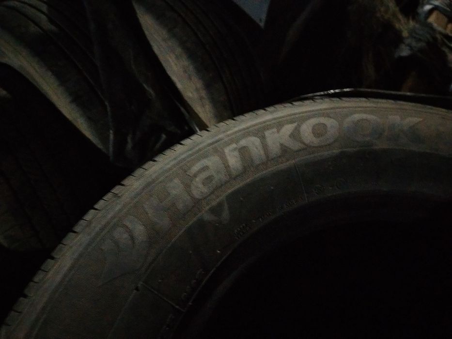 Продам резину на джип