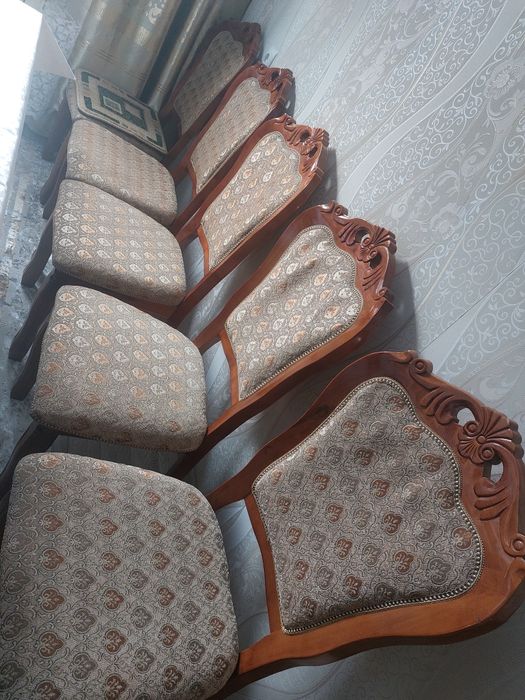 Стол сатылады арзан багады