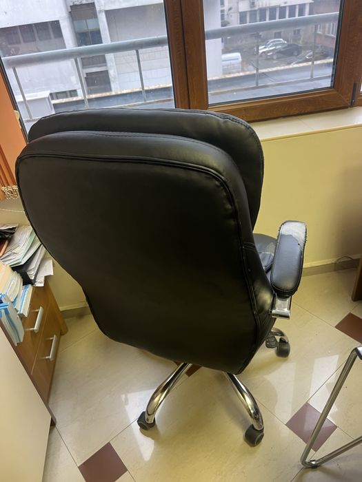 Подарявам Офис Стол