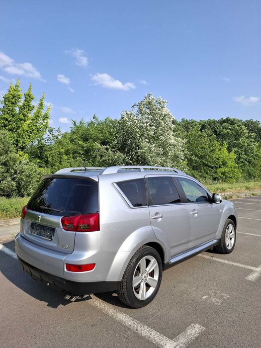 Peugeot 4007 2.2 Diesel 160 Cp 2008 4x4 cu 7 Locuri