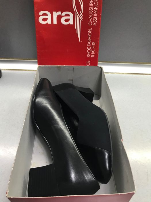 Дамски обувки ARA нови