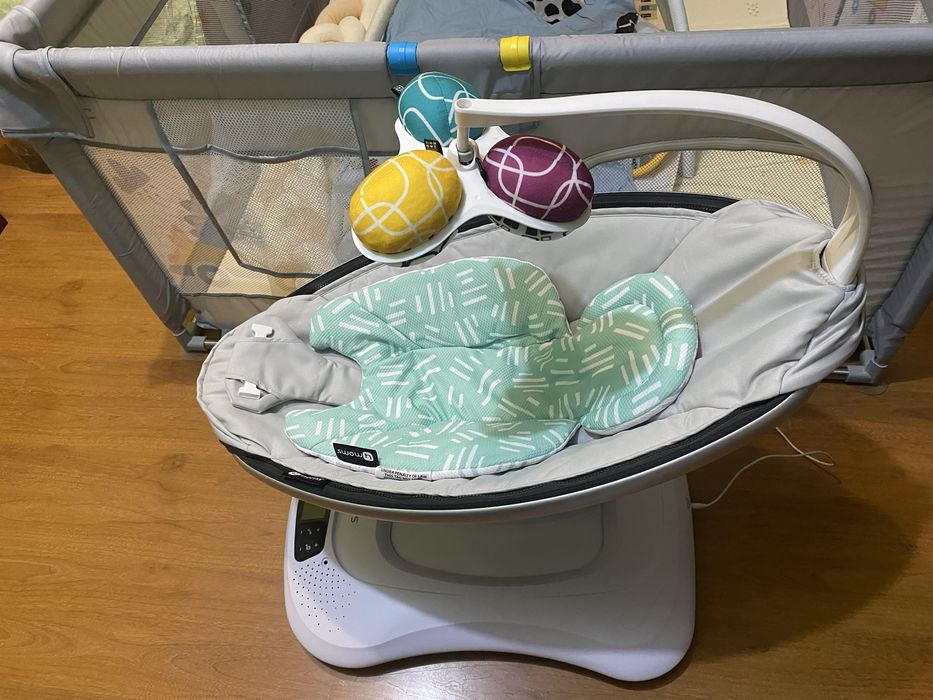 Бебешка люлка MamaRoo 4