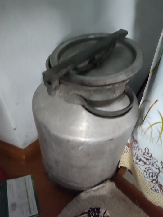 Фляги тиски инструменты меняю