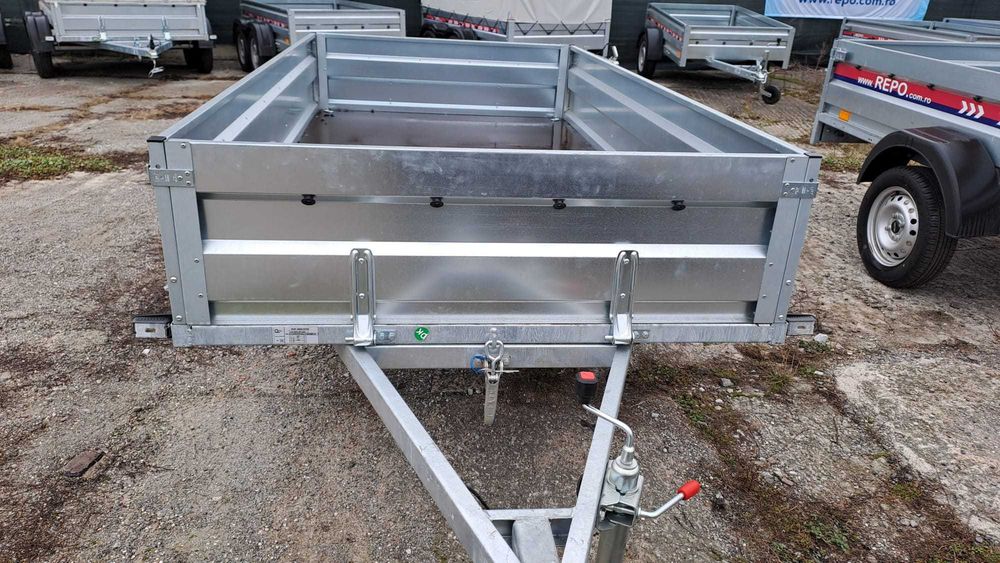 Remorca REPO 750 kg 260 x 135 cm