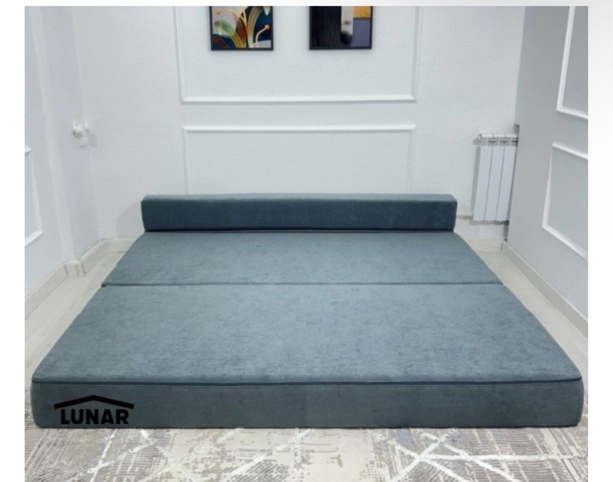 Бескаркасный  диван