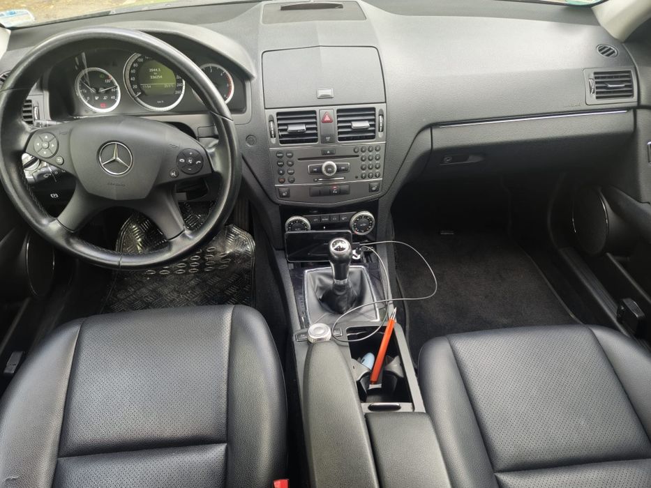Mercedes C 220 2010 Euro 5 / Xenon/ Navi / Piele / Inc Scaune / Germania/ Numere zoll