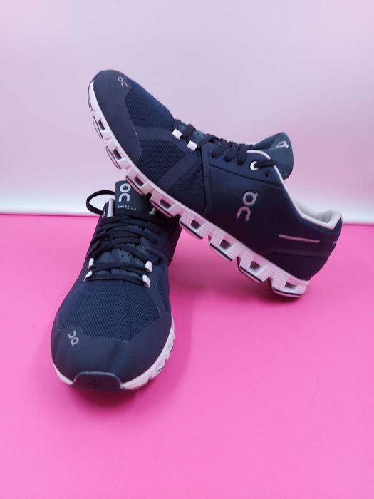 On Cloud Swiss Engineering номер 48 Оригинални мъжки маратонки