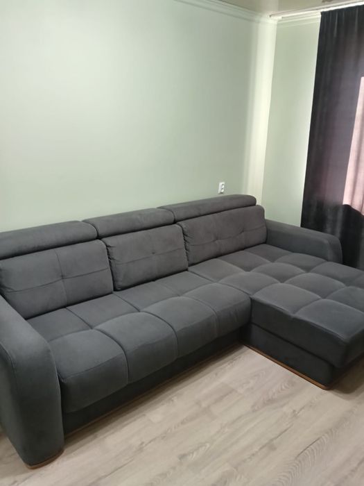 Угловой диван в илеальном состоянии
