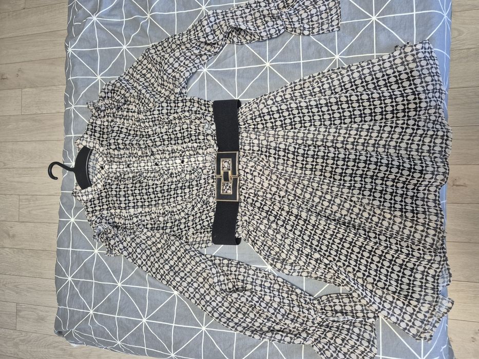 Елегантна рокля S размер