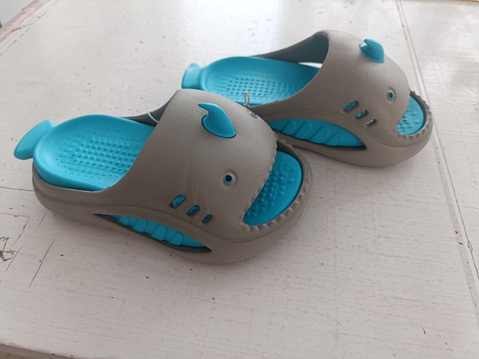 Slapi rechini mărime 27