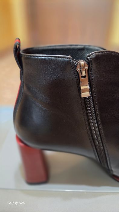 Продам ботинки демисезонные