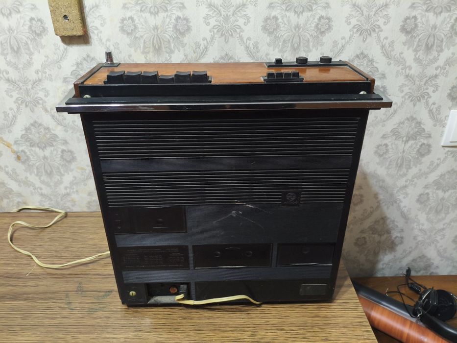 Радиоприемник "Ленинград 006"