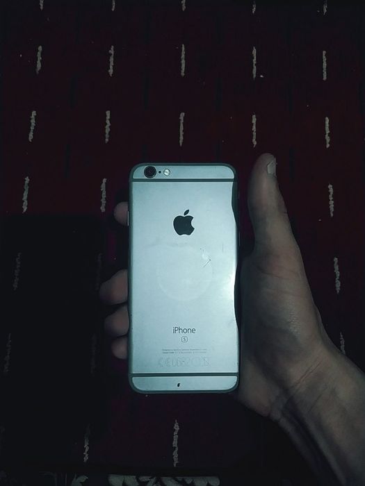 iphone 6s sotiladi tinniq narx 500 kelishtriladi abmen bor