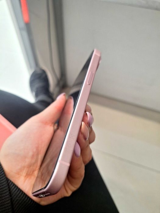 Iphone 15 pink Нов