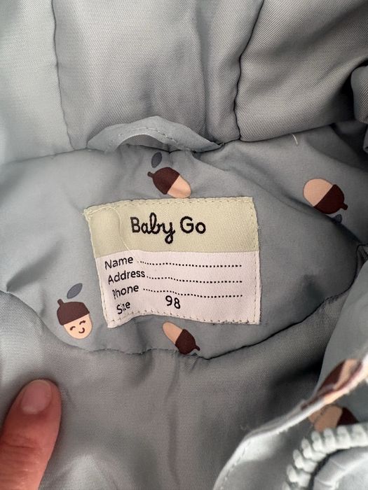 Продам куртку для девочки