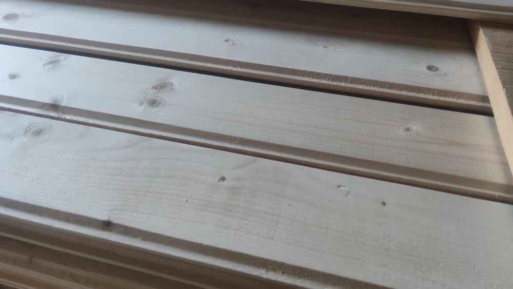 Vand lambriu calitate superioara