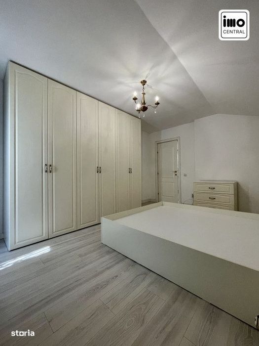 Inchiriere apartament decomandat cu terasa si loc de parcare