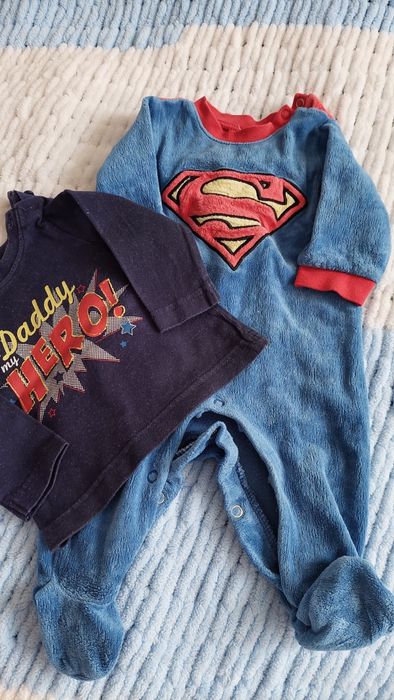 Продавам бебешки дрешки