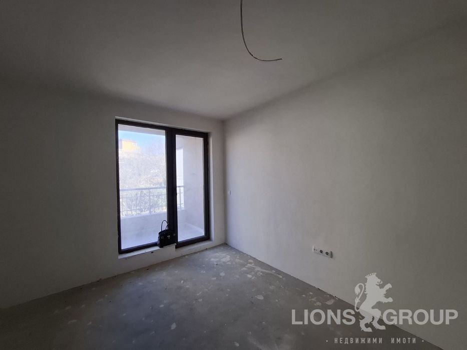 Продава се Двустаен апартамент в Варна, Колхозен пазар - 79 кв.м за 1058 €/кв.м - Снимка #5