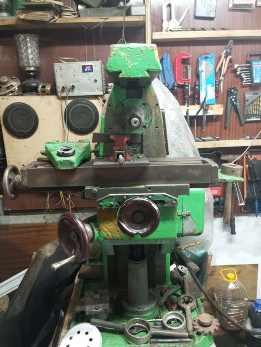 Продам токарный станок