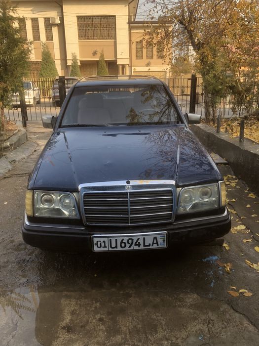 Mercedes-Benz W124 | 1985 г. | Механика | Газ (метан) двигатель М 102