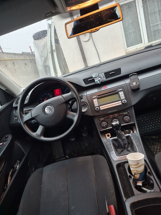 Vând - Volkswagen Passat