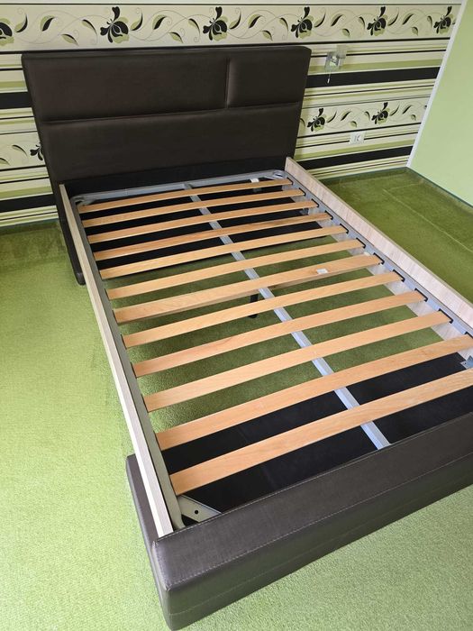 Vand pat 220cm x 153cm
