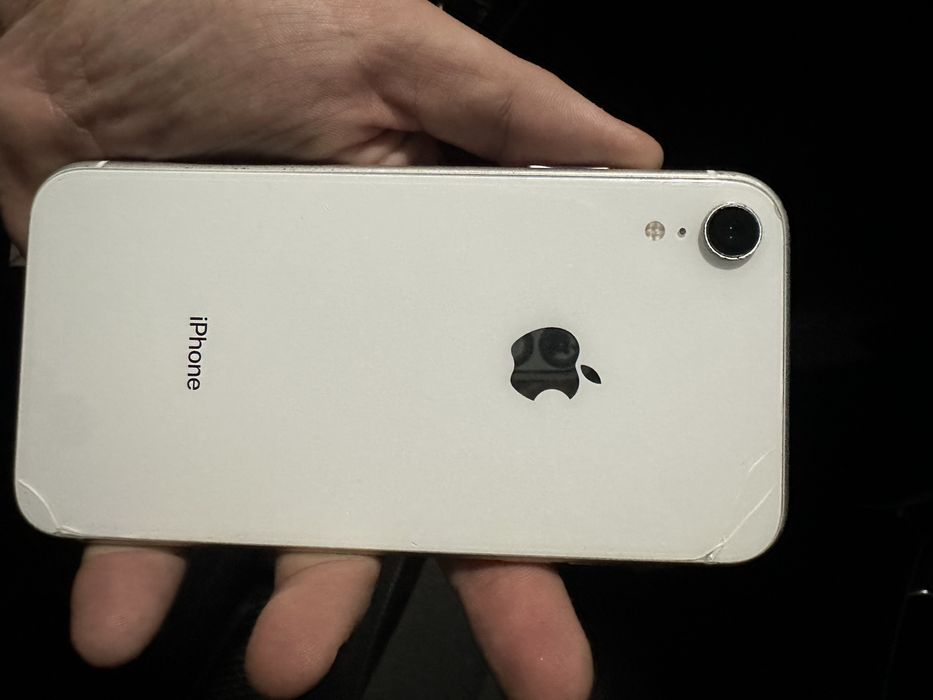 Продам Iphone XR 64gb