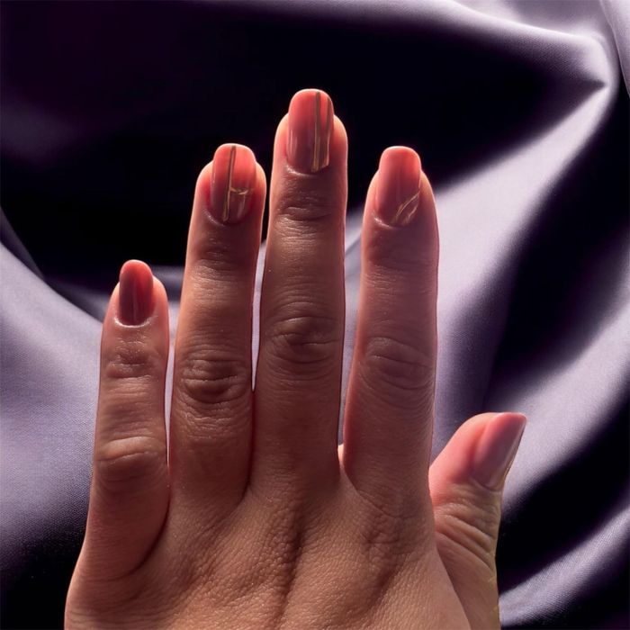 Unghii cu gel/ semi cu apex/ pedichiură estetică Sectorul 1