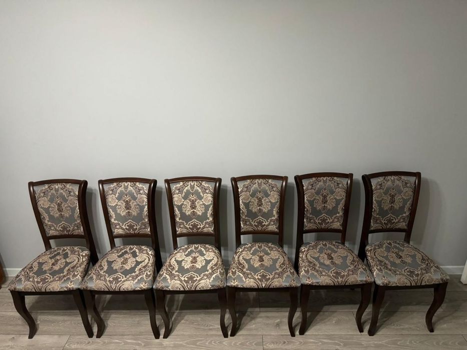 Продам стулья для гостиной 6 шт.