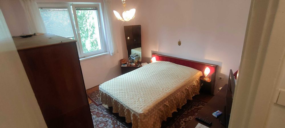 Vanzare 2 camere Titan 49 MP
