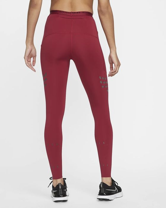Nike running division черен/червен клин.
