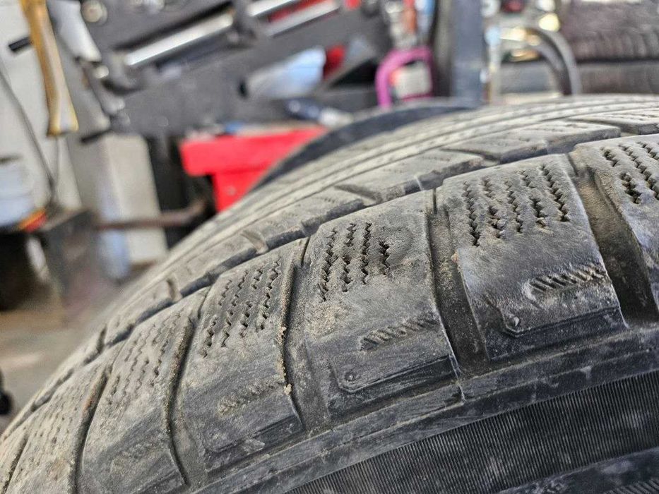 продам комплект шин