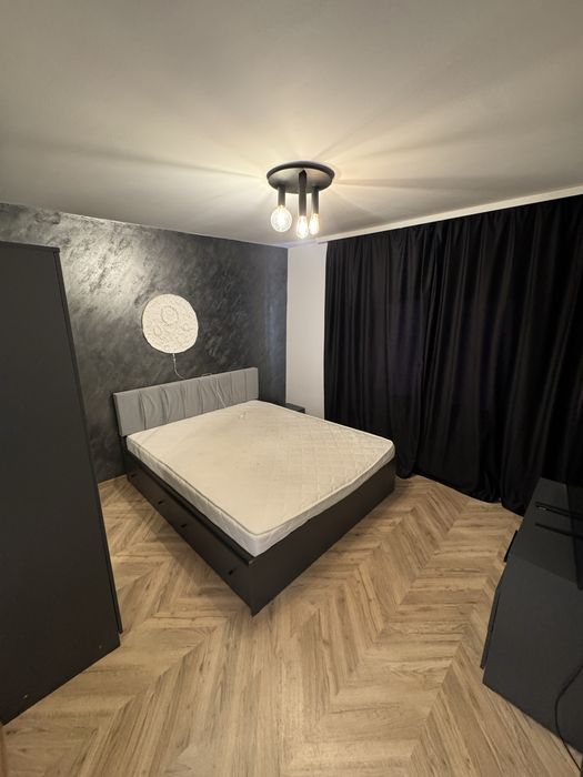 Apartament 4 camere - de inchiriat pe zi/luna - Bucovinei parcare