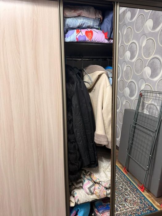 Шкаф и комод для спальни