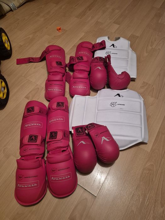 Продам все для каратэ