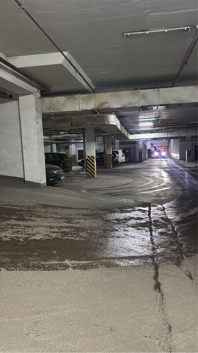 Сдам паркинг в центре левого берега