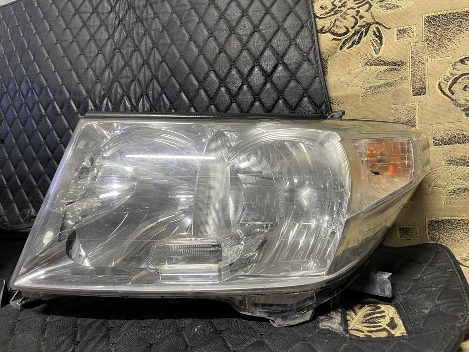 Land cruiser 200 фара передний