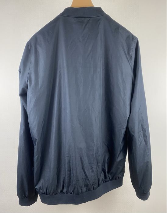 Ветровка Cropp (Черного цвета)