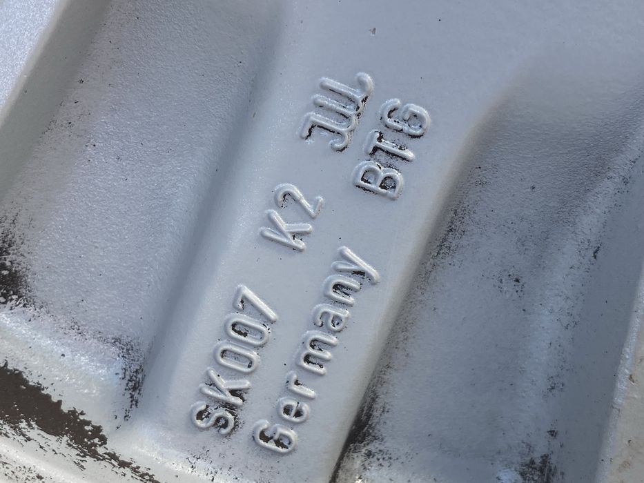 16 цола 5 х 112 мм Шкода Skoda Yeti Октавия  VW  , Фолксваген , Ауди ,