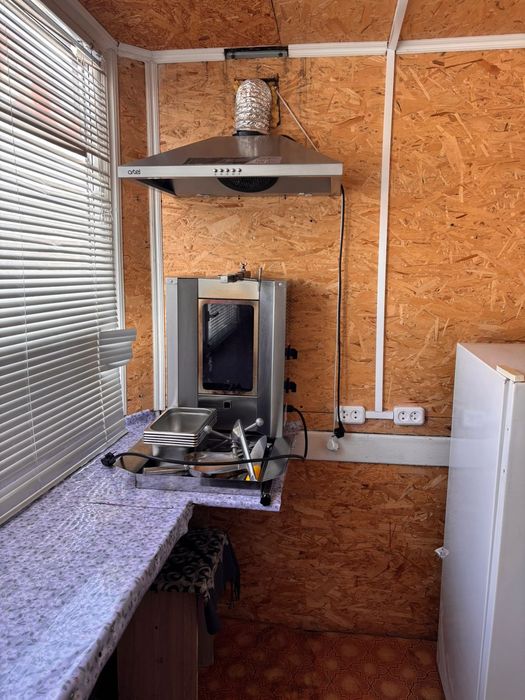 Продается или сдается в аренду донерный киоск