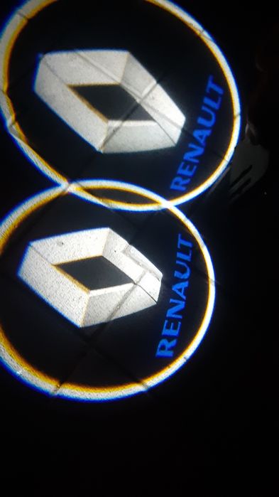 Vând logo sigla Renault Megane 2  3