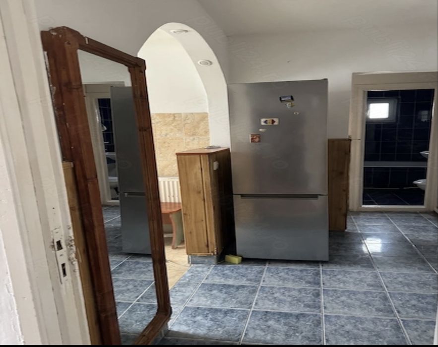 Vand apartament 2 camere