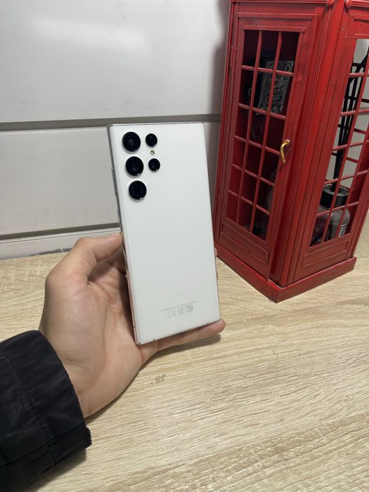 Самсунг с22 Ультра  /Samsung s22 Ultra