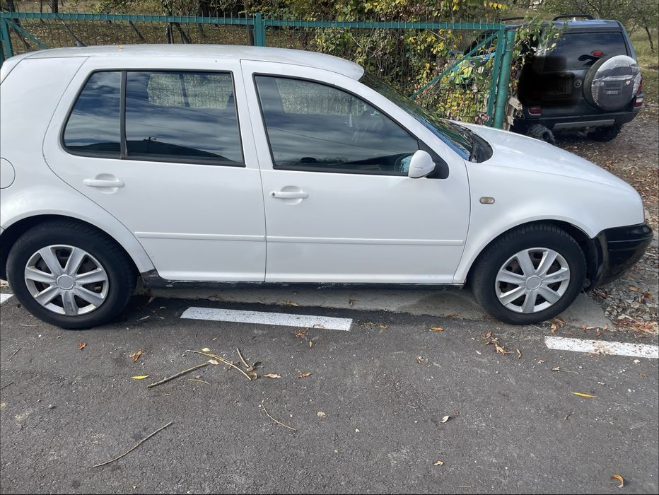 VOLKSWAGEN Golf 1999 — imagine 2